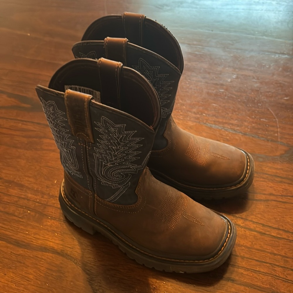 Rocky brand boots